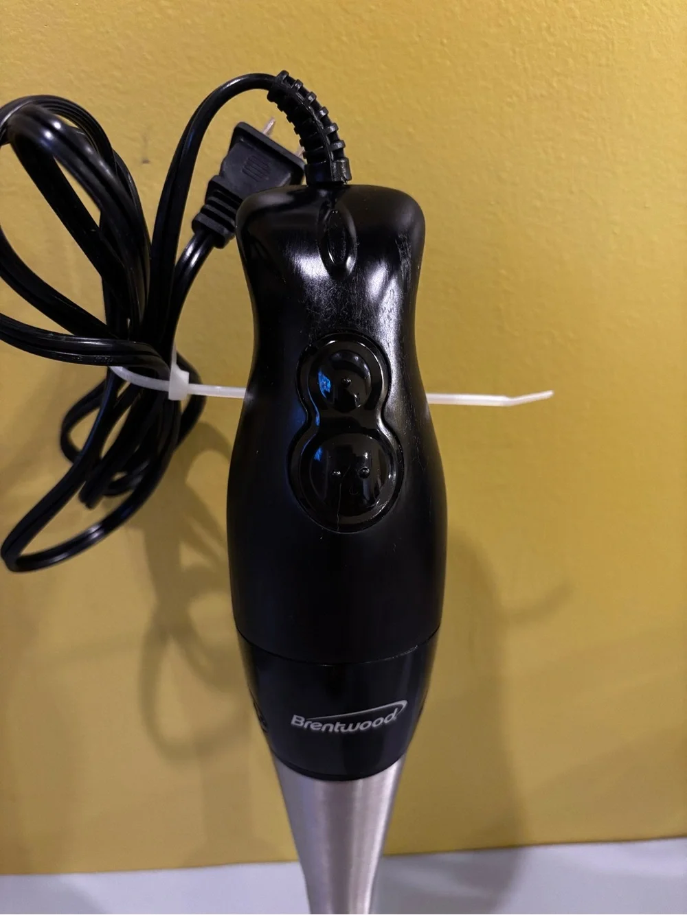 Brentwood Black & Stainless Steel Hand Blender
